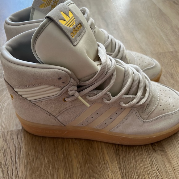 Adidas Rivalry Hi Men’s Sneaker - Picture 4 of 10